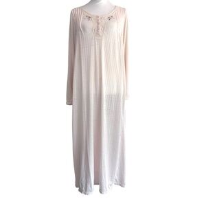 Bobbie Brooks Womens Nightgown Long Sleeve Pink Embroidered Size Large Cottage